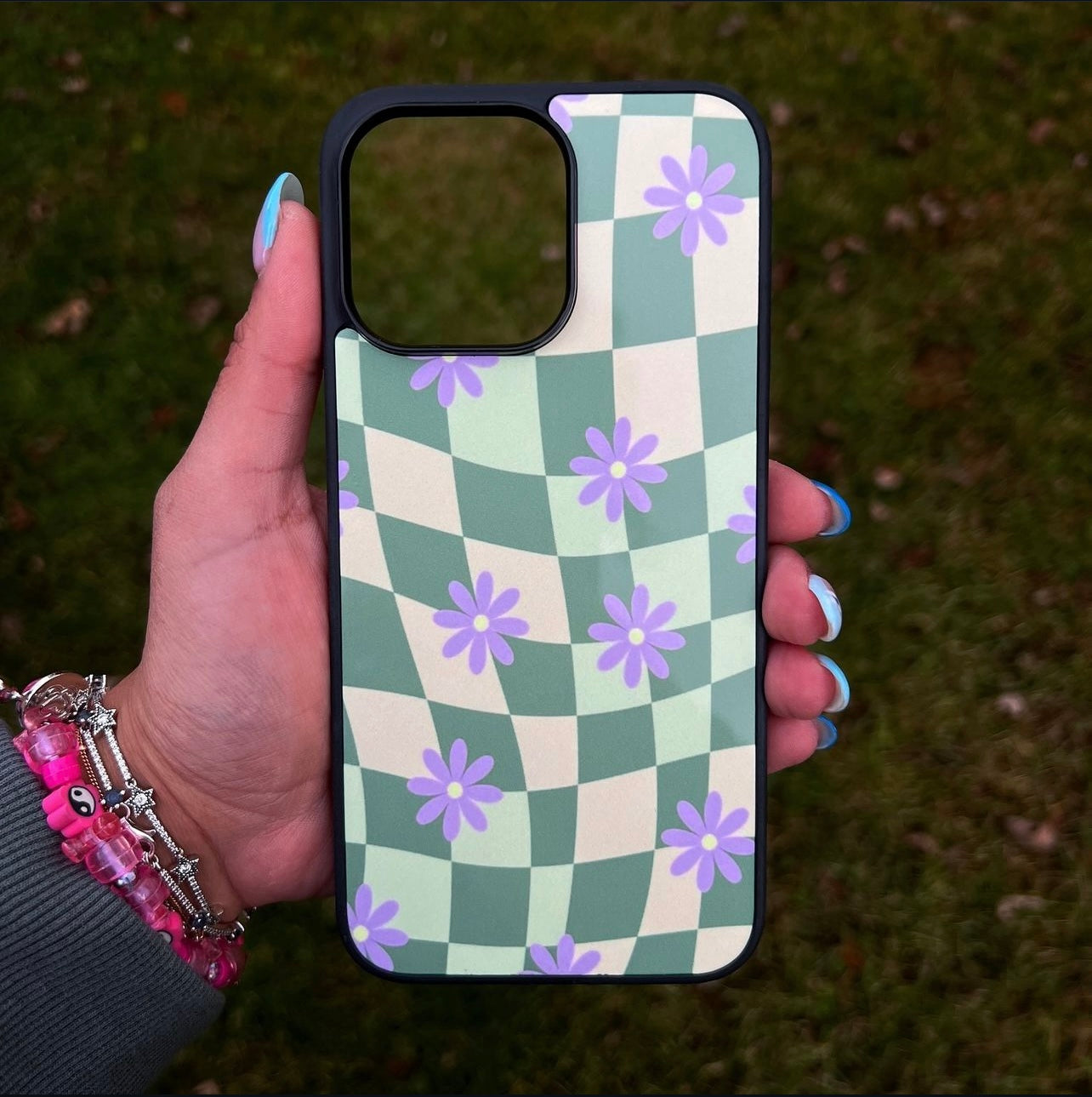 Retro Checkered Bloom Case